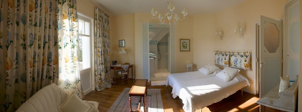 La Poignardière Châtillon-sur-Indre Esterno foto